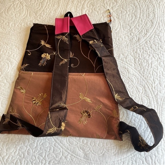 DAS Silky Flap Backpack Embroidered Women's Teen - Picture 2 of 13